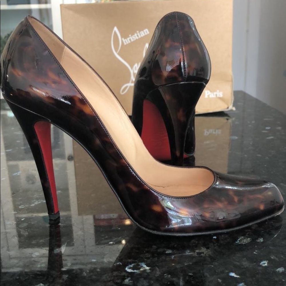 🖤SOLD🖤Christian Louboutin Patent Pumps, 40.5.